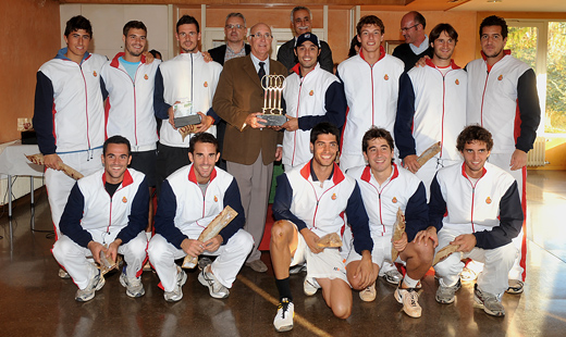 El RCTB gana el Campeonato de Cataluña Absoluto