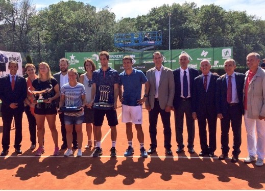 Albert Ramos y Lourdes Domínguez, campeones de Cataluña Albert Ramos y Lourdes Domínguez, campeones de Cataluña