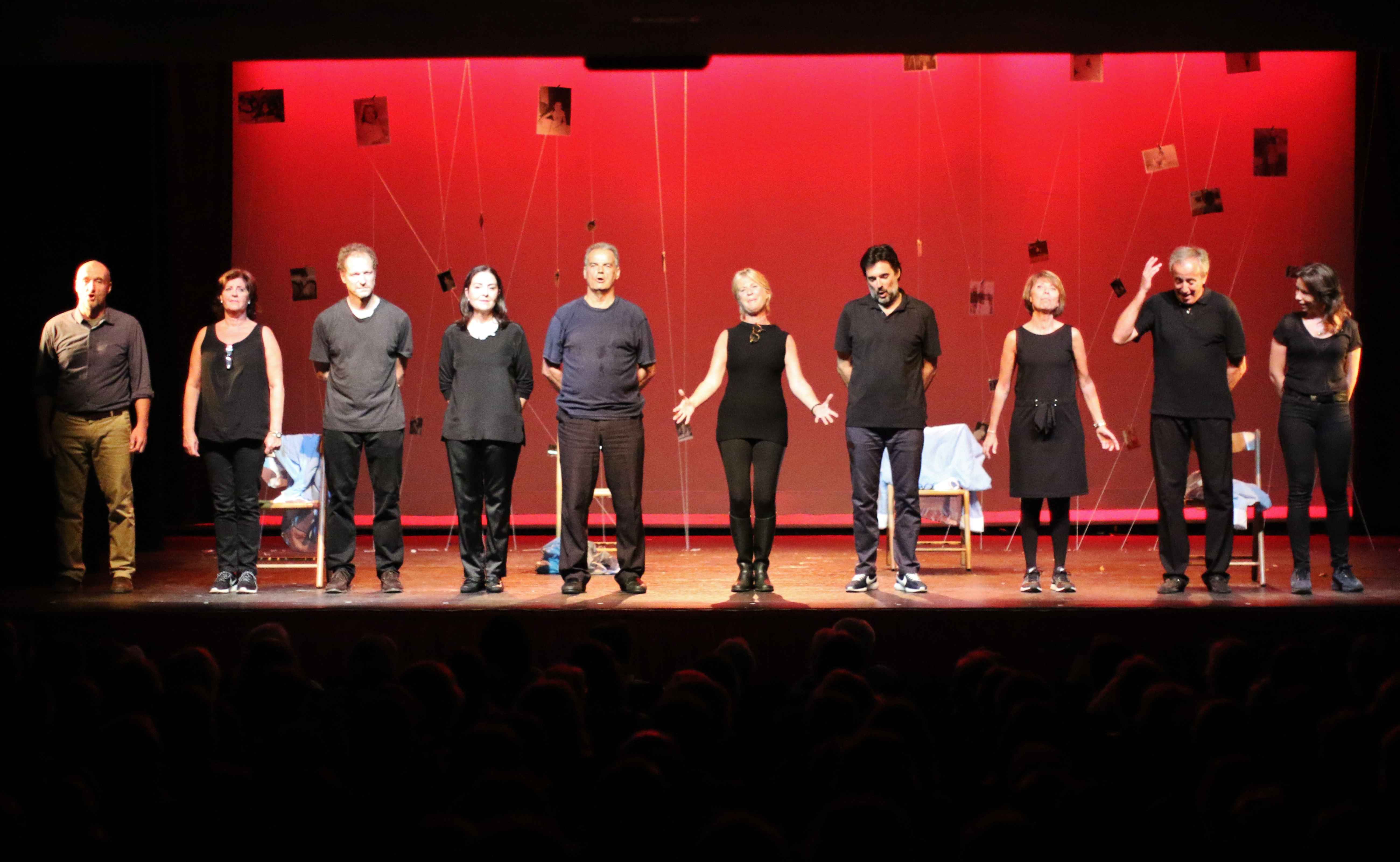 Más de 200 personas disfrutaron de la obra de teatro del RCTB-1899