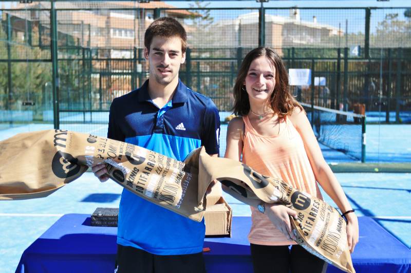 Maria Cardoner y José Olivier, ganadores del Torneo Mixto de Pádel “Mas Gourmets” Maria Cardoner y José Olivier, ganadores del Torneo Mixto de Pádel “Mas Gourmets”