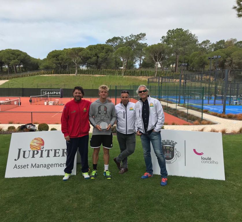 Alex Davidovich, campeón del ITF Futures de Quinta Do Lago Alex Davidovich, campeón del ITF Futures de Quinta Do Lago