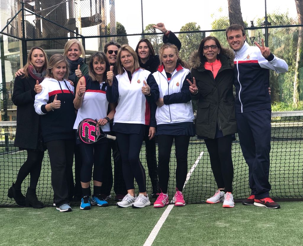 Campiones de la 15ª Lliga Interclubs Set Ball de Pàdel femení de segona categoria Campiones de la 15ª Lliga Interclubs Set Ball de Pàdel femení de segona categoria