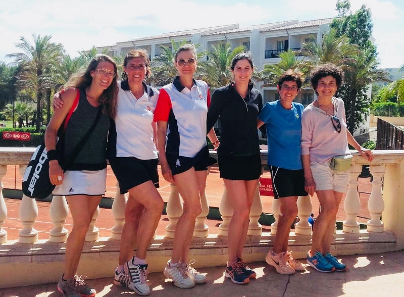 Éxito de los tenistas del RCTB-1899 en el Campeonato de España de Veteranos con cuatro títulos y dos finalistas Éxito de los tenistas del RCTB-1899 en el Campeonato de España de Veteranos con cuatro títulos y dos finalistas