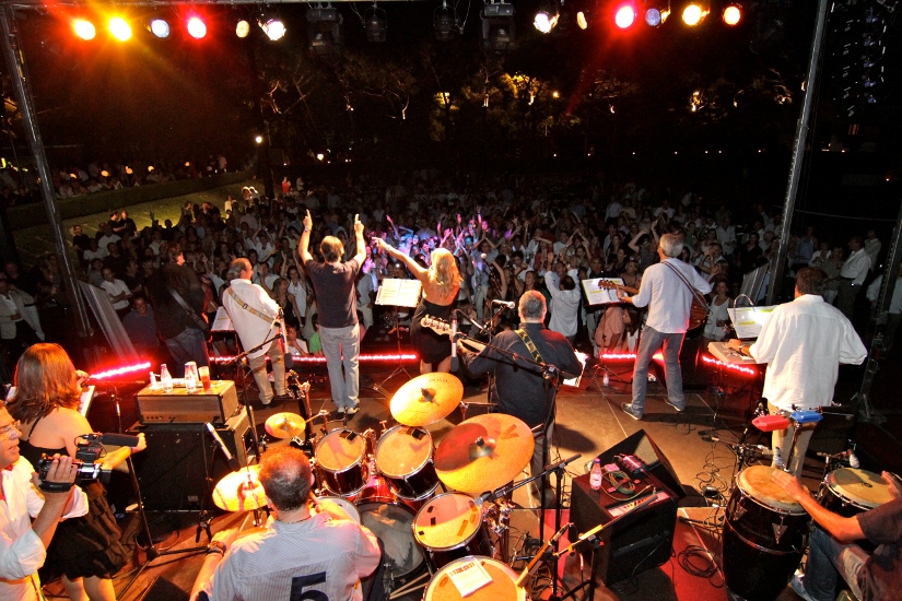 ´Por fin viernes´ ofrece esta noche un concierto a favor de Cáritas ´Por fin viernes´ ofrece esta noche un concierto a favor de Cáritas
