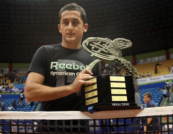 Almagro revalida el título de Brasil ante Volandri Almagro revalida el título de Brasil ante Volandri