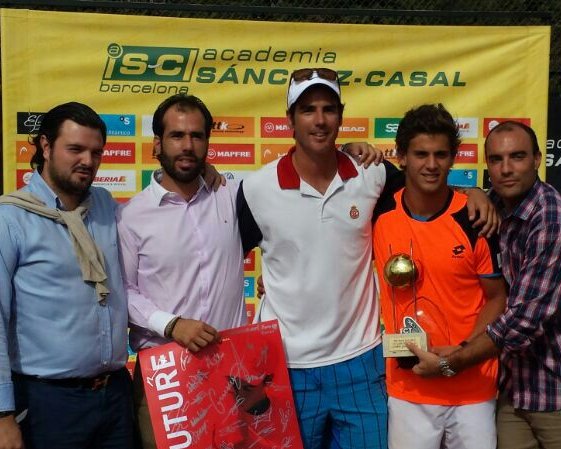 Lizariturry gana en la Academia Sánchez-Casal Lizariturry gana en la Academia Sánchez-Casal