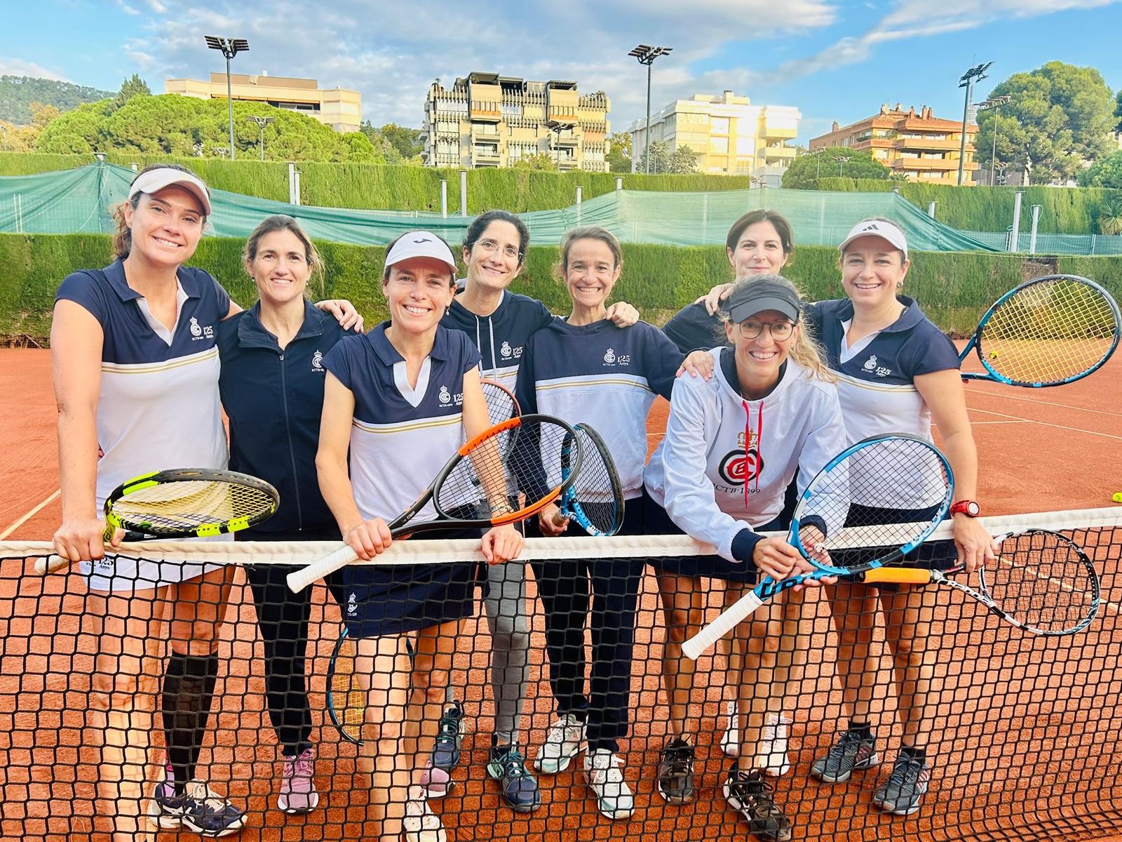 El Equipo Femenino 45 Gana El Campeonato De Catalunya Reial Club De El Equipo Femenino 45 Gana El Campeonato De Catalunya Reial Club De