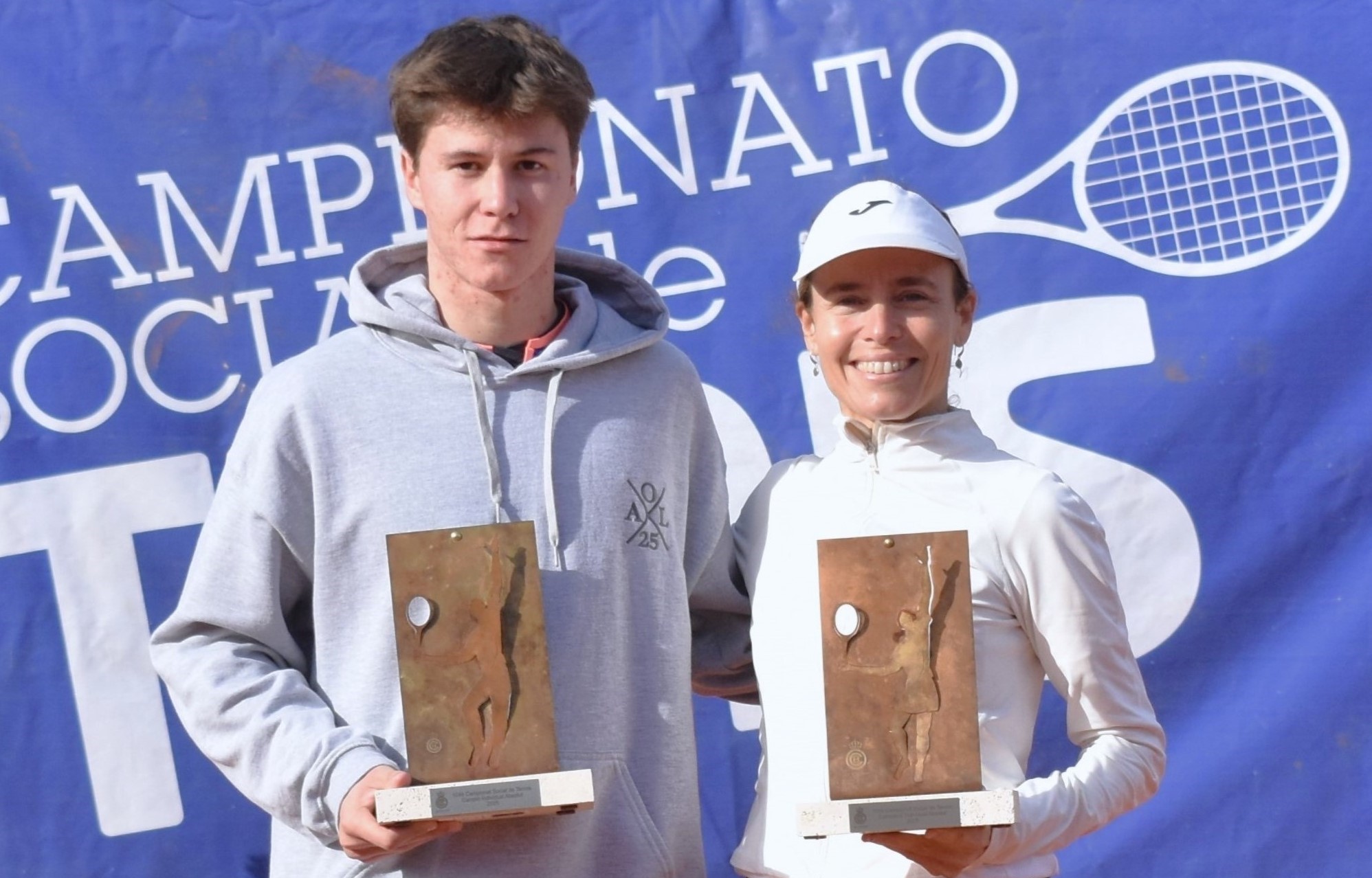 Ana Llaudet i Arnau Martínez, campions absoluts del 104è Campionat Social de Tennis de l'RCTB-1899