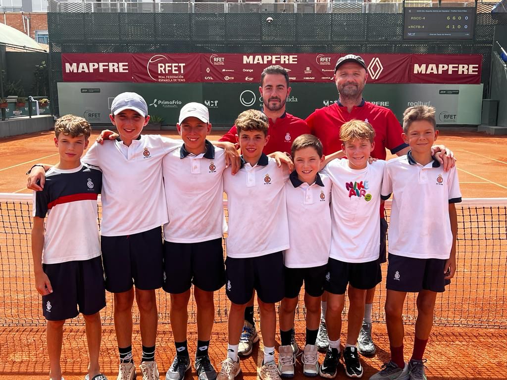 El equipo alevín masculino, finalista del Campeonato de España