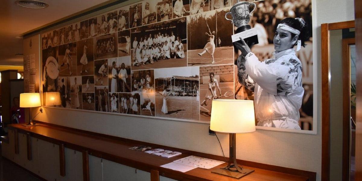 Vestuario femenino Vestuario femenino