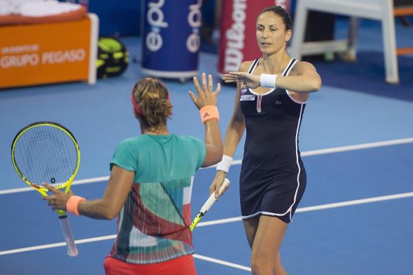 Arantxa Parra gana el título de dobles de Acapulco