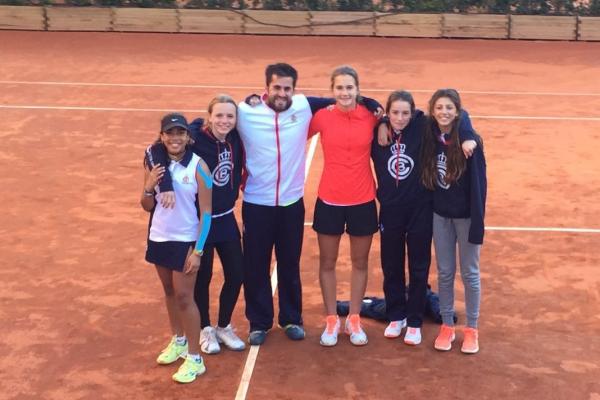 El femenino infantil del RCTB-1899 conquista el Campeonato de Catalunya