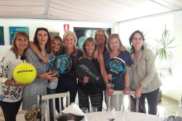 El equipo femenino de pádel, tercer clasificado en la Liga Setball (2ª cat)