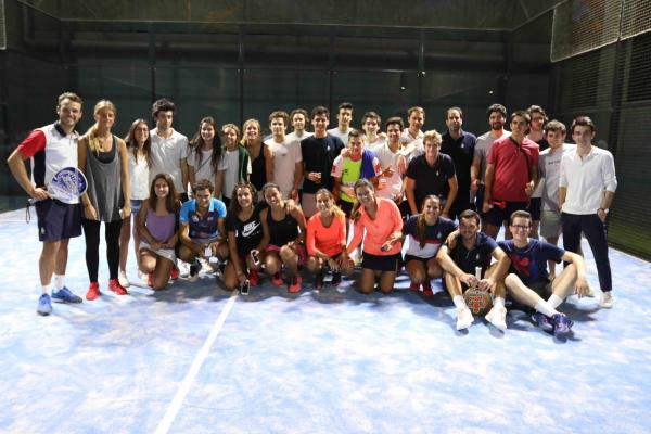 Los jóvenes del RCTB-1899 se divierten con el Torneo de Pádel Sub-28