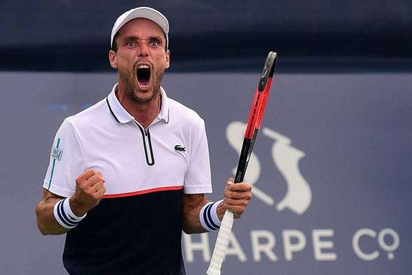 Roberto Bautista, campeón por sexta vez