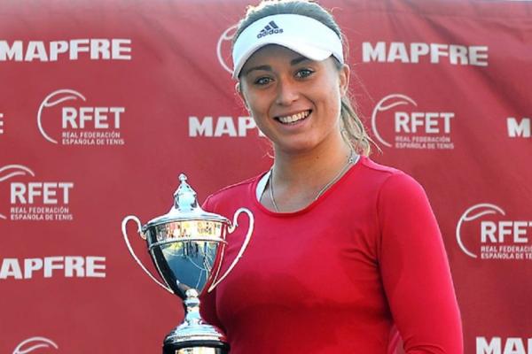 Paula Badosa guanya el Campionat d’Espanya Absolut davant Carla Suárez