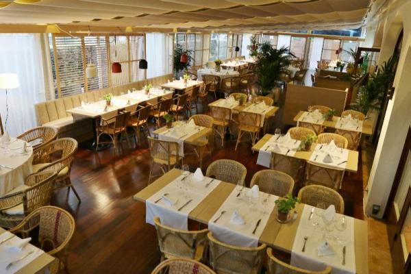 Nuevo aspecto de la terraza del restaurante