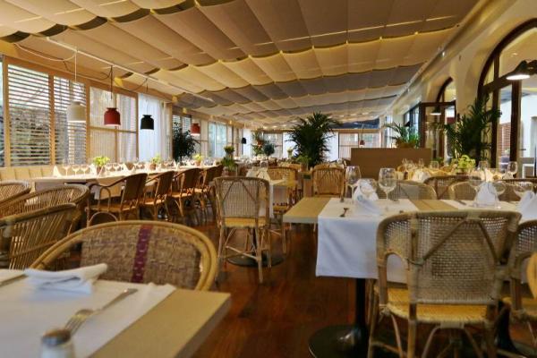 Nuevo aspecto de la terraza del restaurante