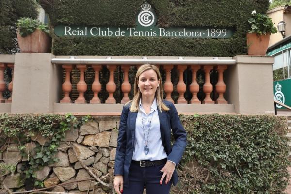 L'RCTB-1899 presenta a Mª Rosa Cruells com a nova Directora General del Club