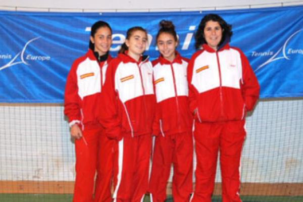 Julia Payola lidera la Selección Española Infantil