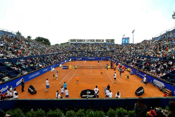 Robredo, Verdasco i Almagro animen el Clínic Dunlop 