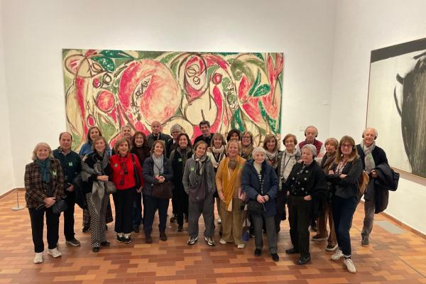 25 socios visitan la exposición Miró y los Estados Unidos