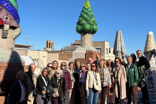 Els socis de l’RCTB-1899 descobreixen el Palau Güell