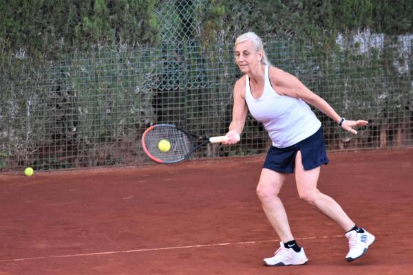 Tarde de juegos y diversión en la 2a jornada tenística de verano