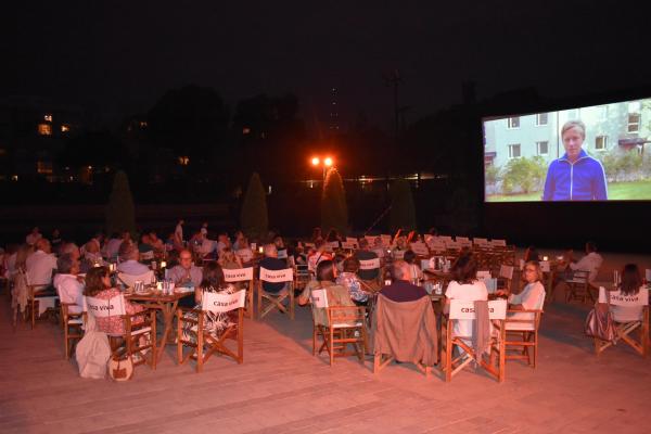 Cine al aire libre