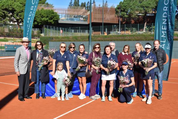 Celebrada la XIII edició del Torneig Interpenyes - Trofeu Penya Paquets by Almendros