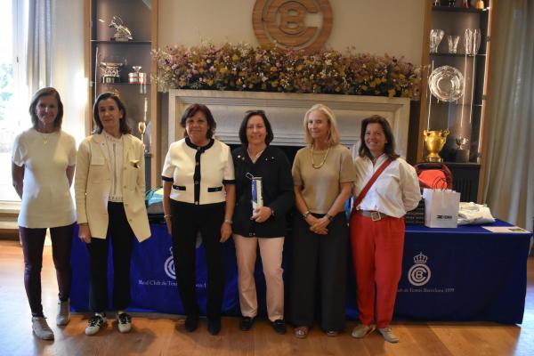 Pool Femenina