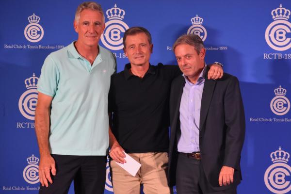 Els equips sèniors del Club reben un merescut reconeixement pels seus èxits del 2025