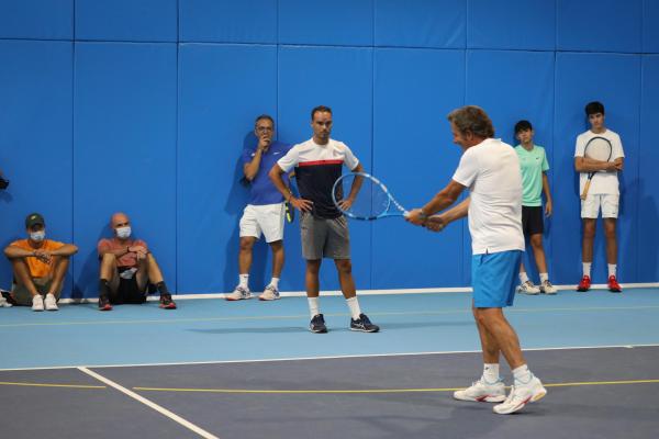 Els tècnics de l’Escola de Tennis es preparen per iniciar el nou curs amb diverses formacions