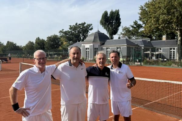 L'RCTB-1899 ha estat finalista al CTC +50/60 a Paris