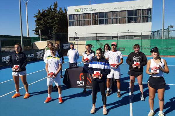 Roger Pascual, campió de Catalunya júnior i Martina Puvill, finalista