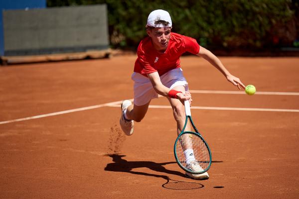 Pablo Jiménez supera a Tim Franco y jugará la final del Trofeo Conde de Godó Sub-14 by Esportcat